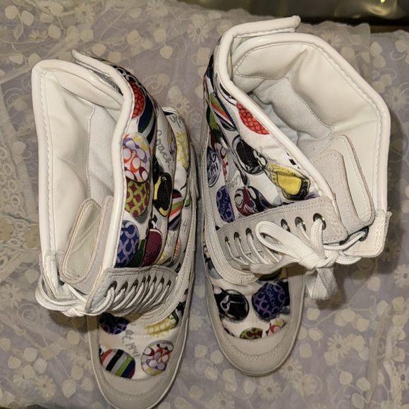 Coach Women's Dorean White/Multi Color Snow Boots 8 - Picture 3 of 6